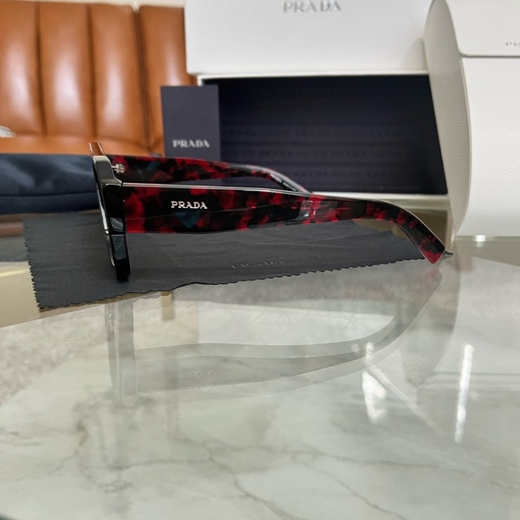 Unisex Prada shades worn only twice!! No scratches- perfect condition. - Picture 2 of 5